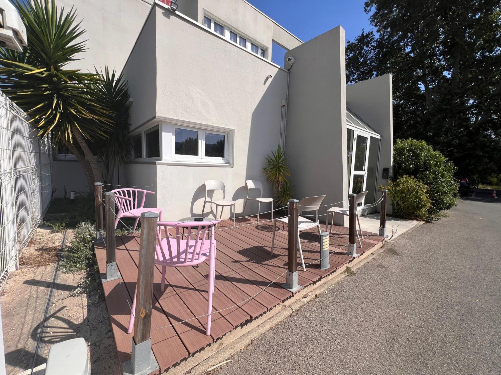Contact Hotel Marseille Aubagne La Penne-sur-Huveaune Exterior photo